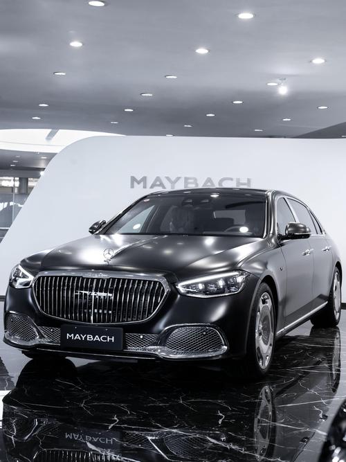 重庆28岚图汽车的售后服务让用户无忧出行，迈巴赫未来的豪华车趋势